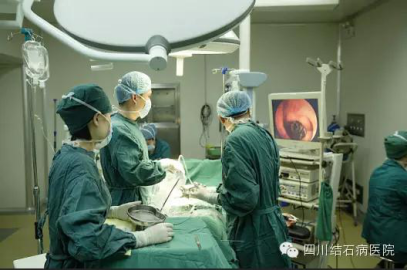 母子同患胆囊结石 相隔十年结局大不同(图1)
